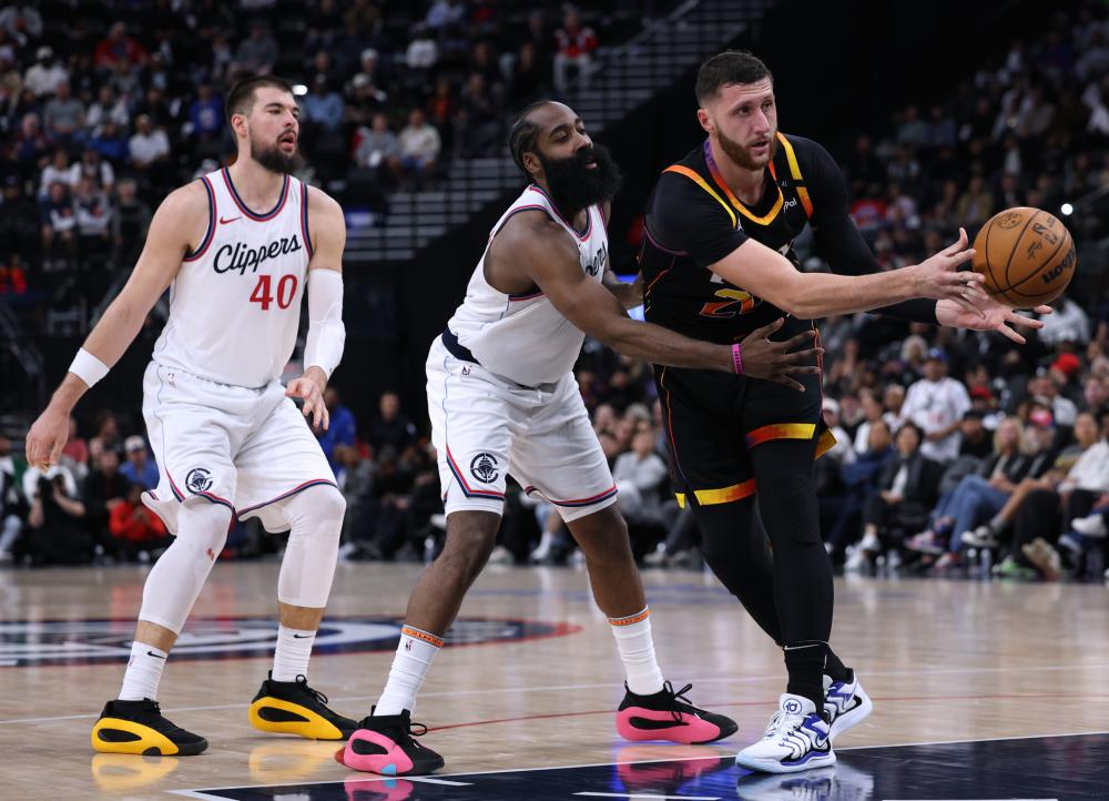 现出老牌豪 现出老牌豪