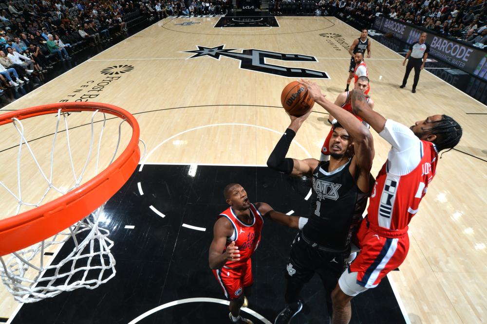 表现虽不及 表现虽不及